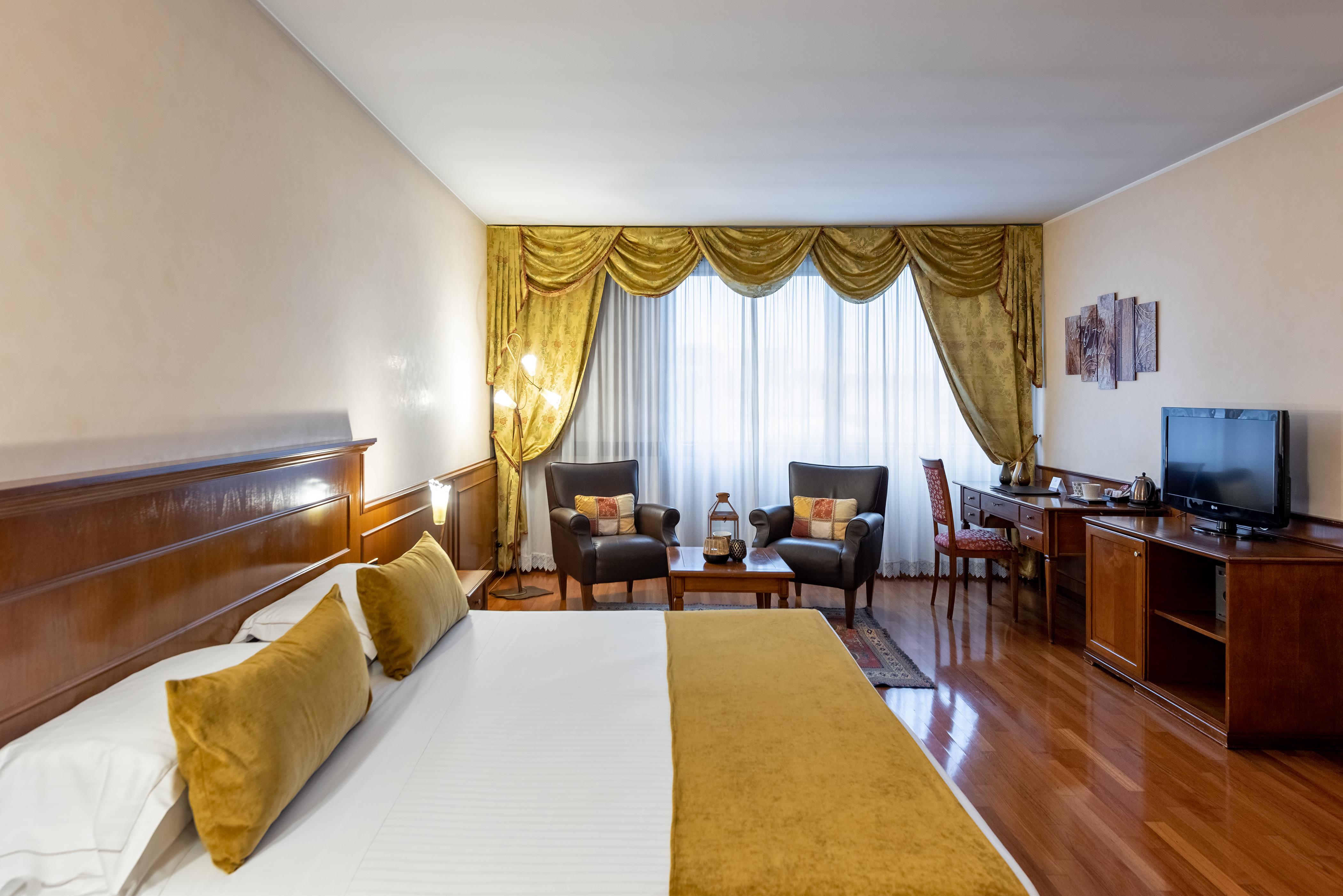 Hotel Leopardi Verona Esterno foto